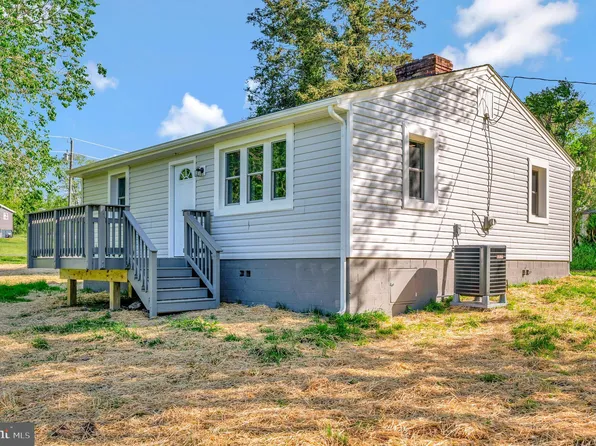 415 Park St, Gordonsville, VA 22942