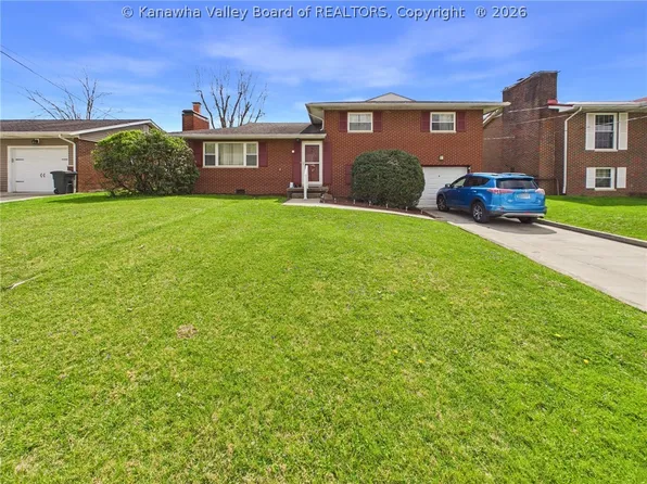 589 Fairwood Rd, Huntington, WV 25705