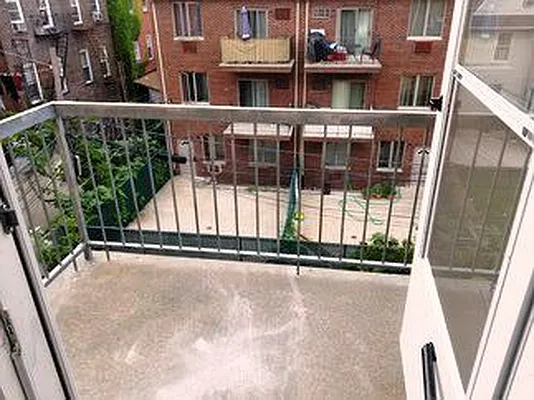 Rented by Virtual Real Estate | media 7