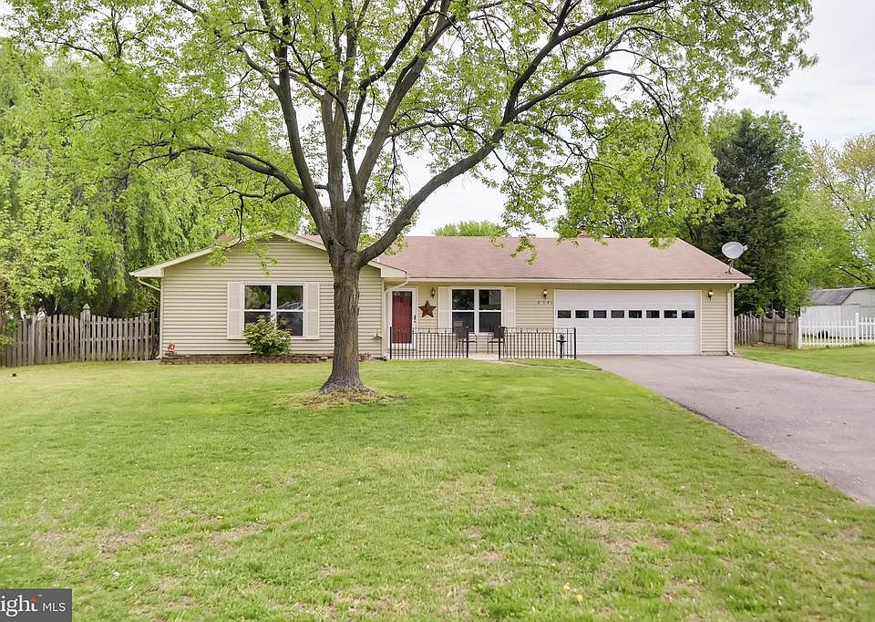 1st image of 8141 Harvest Ct