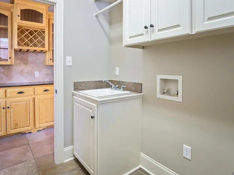 1642 Ruelle De Grace Dr — Photo 26