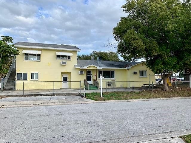 1st image of 501 39th St N