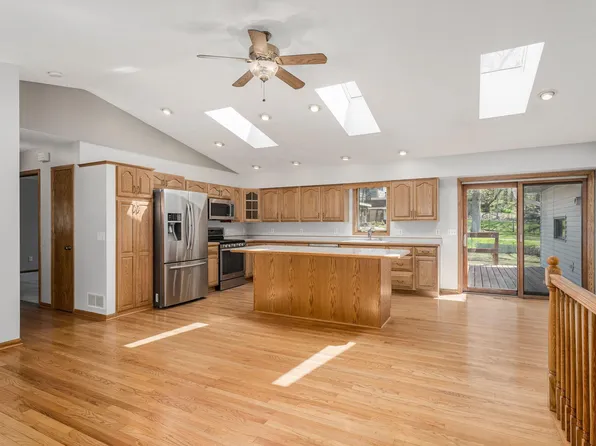 4416 Louisiana Ave N, Crystal, MN 55428