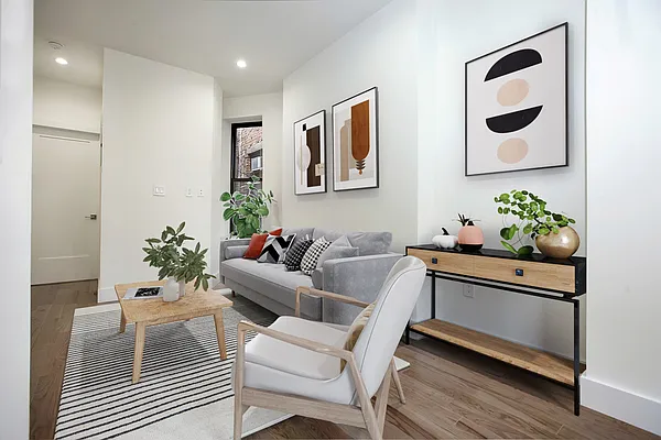 Rented by REAL New York | media 12