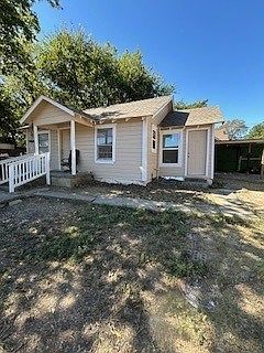 1st image of 901 Sherman St
