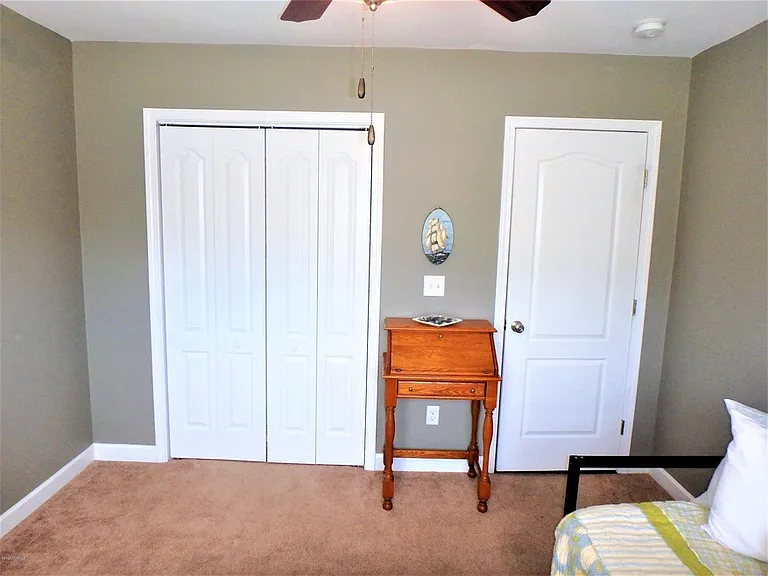 422 Ridgeway Dr — Photo 41