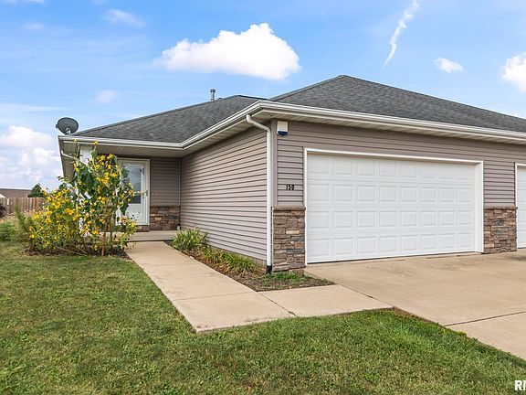 2nd image of 150 Jennifer Ct