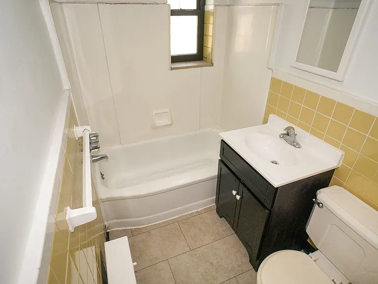 Highmont — Photo 22