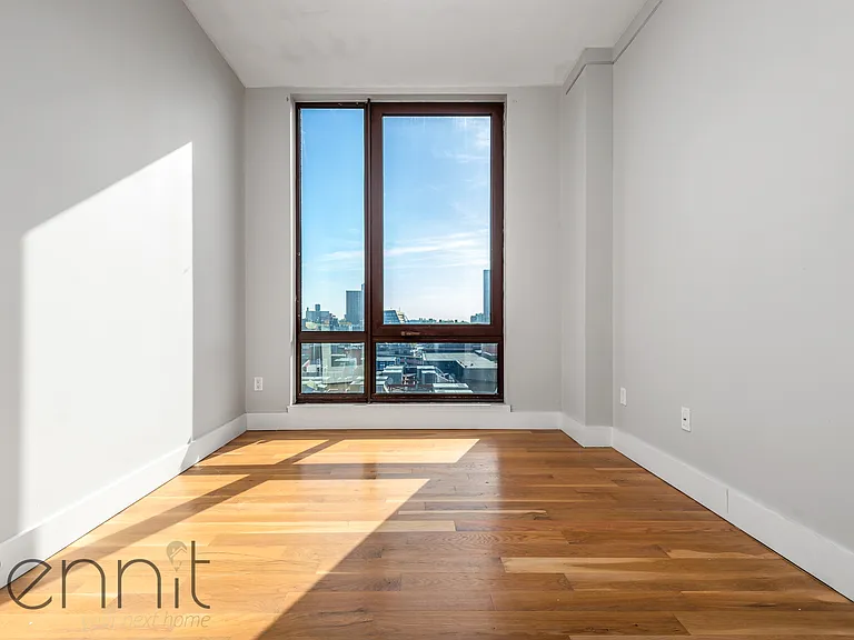 31 Debevoise St #12D — Photo 9