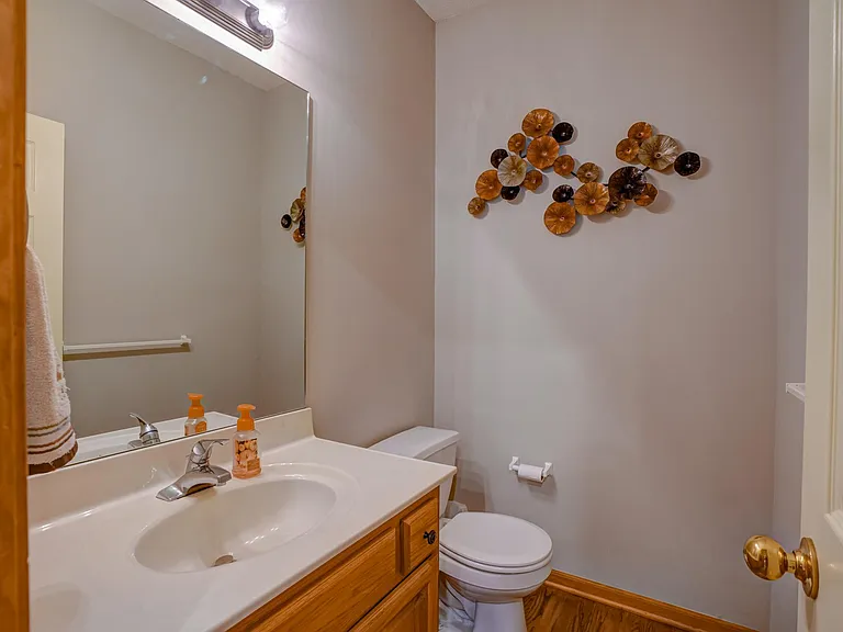 569 Crabapple Ln — Photo 19