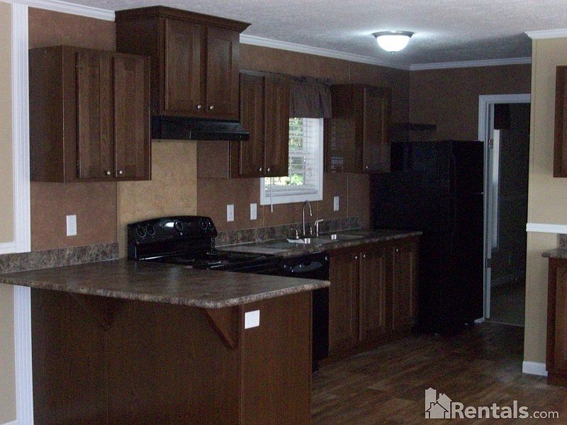 1st image of 330 River Point Dr