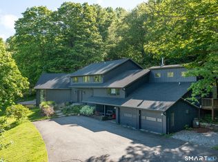110 Geer Mountain Rd, South Kent, CT 06785