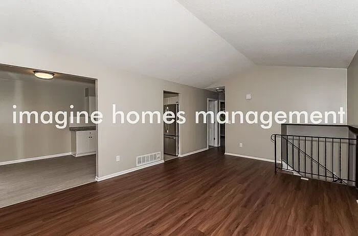 4 bed, 2.0 bath, 1850 sqft, $2,795 — Photo 3