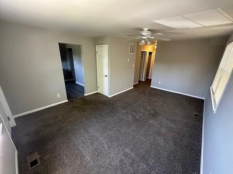 6202 Everall Ave — Photo 15