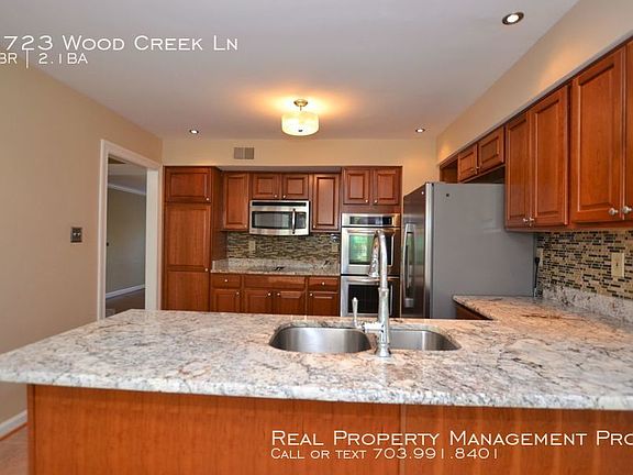 4th image of 5723 Wood Creek Ln