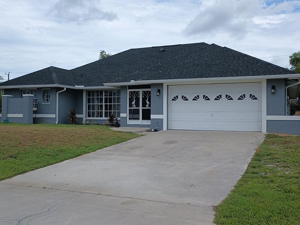 1115 SW 16th Ter