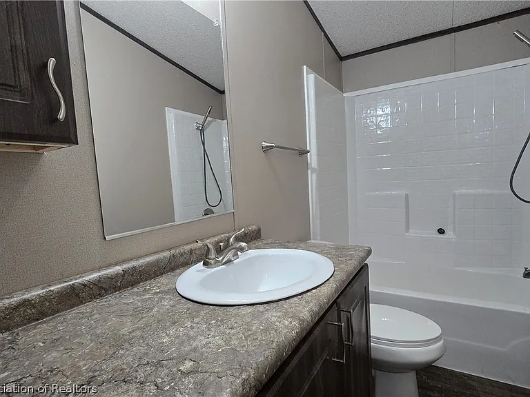 44 Crawford Dr #15 — Photo 11