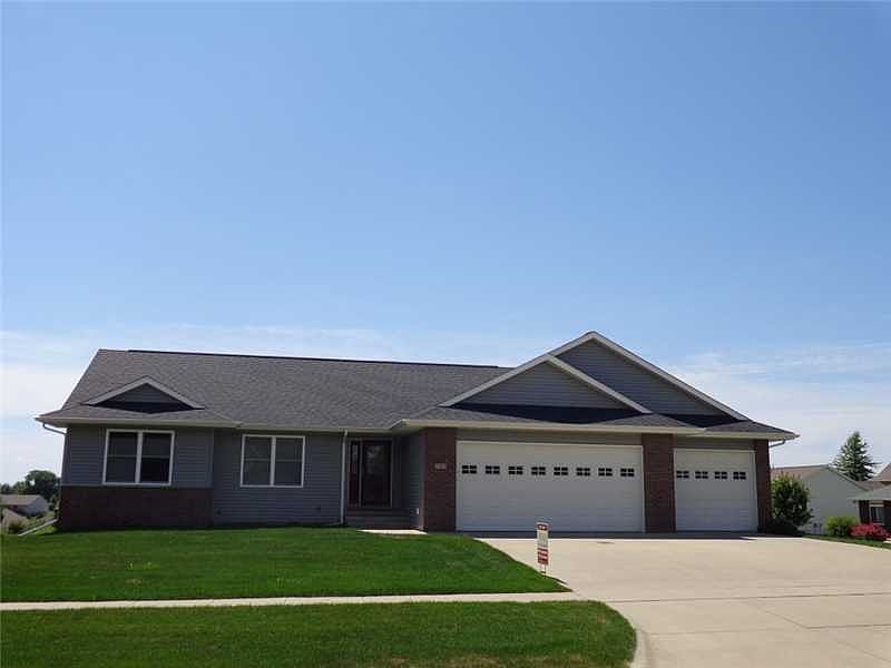 1st image of 717 Blue Jay Ct
