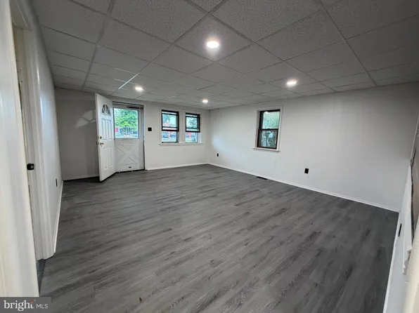 648 N Reading Ave, Boyertown, PA 19512