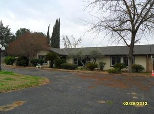 8195 N Sunnyside Ave, Clovis, CA 93619
