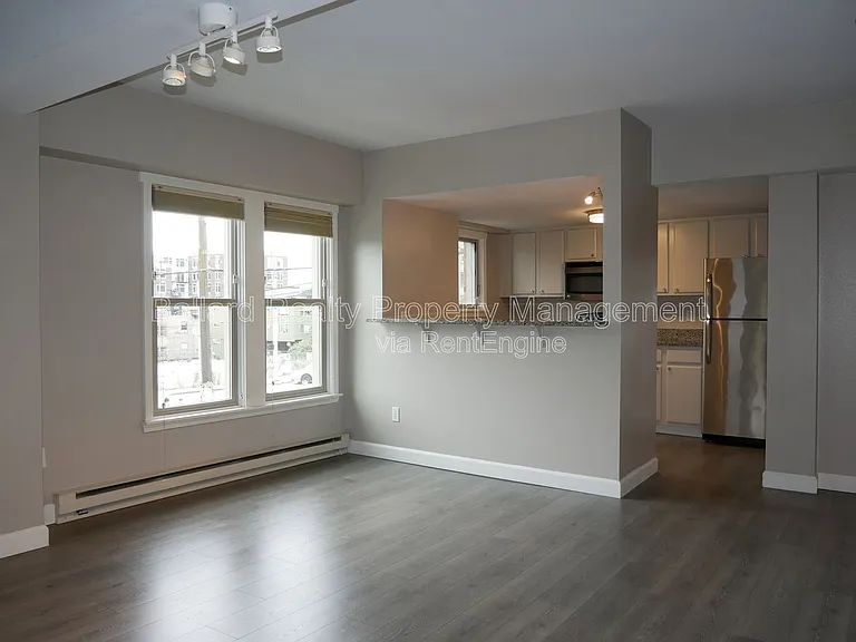 505 E Denny Way #102 — Photo 4