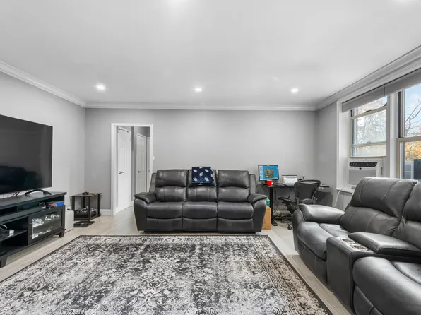 5639 Netherland Avenue image 1 of 13