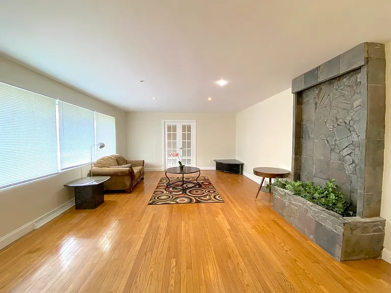 6121 Birch Ave — Photo 5