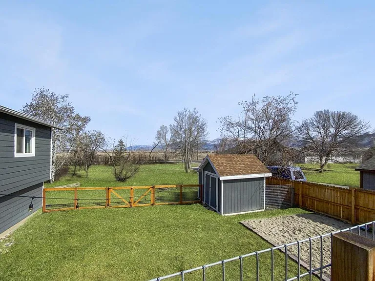 3250 W Hollyhock Dr — Photo 3