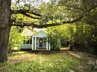 3016 Parkway Ave, Charlotte, NC 28208