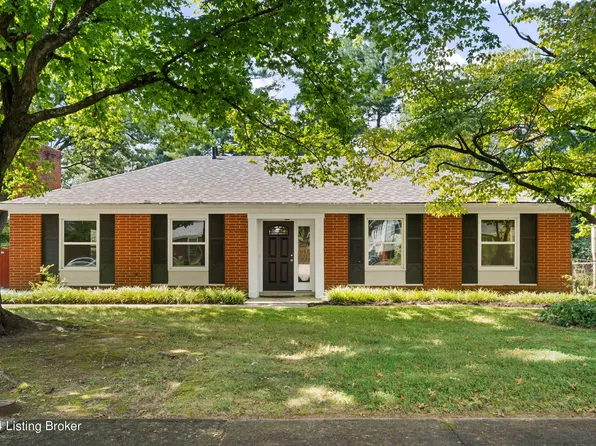 9304 Trentham Ln, Rolling Hills, KY 40242