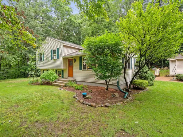 33 Brown Hill Road, Bow, NH 03304