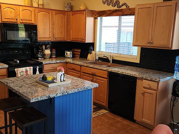 5th image of 34687 N PICKET POST Drive