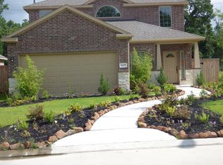 3513 Hollow Mist Dr, Texas City, TX 77591