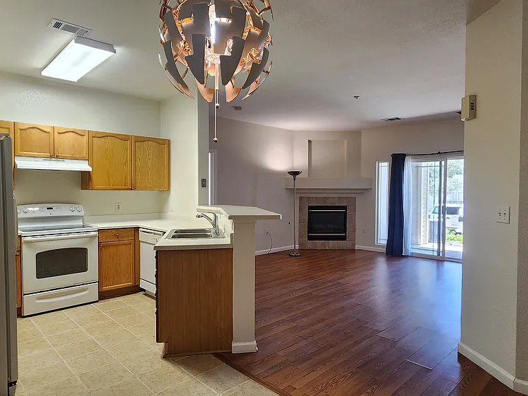 9692 W Coco Cir #105 — Photo 3