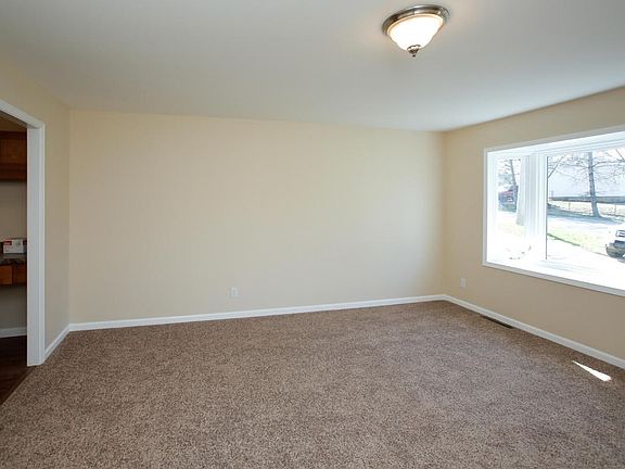 291 viking dr-103