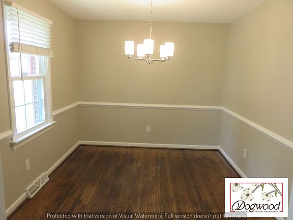5th image of 8090 Dunwoody Rd