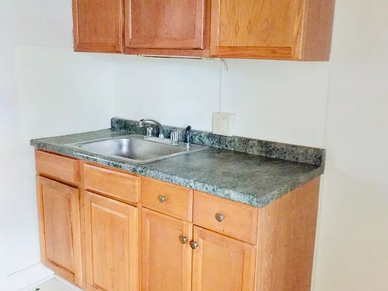 3314 Ellwood Ave.* — Photo 8
