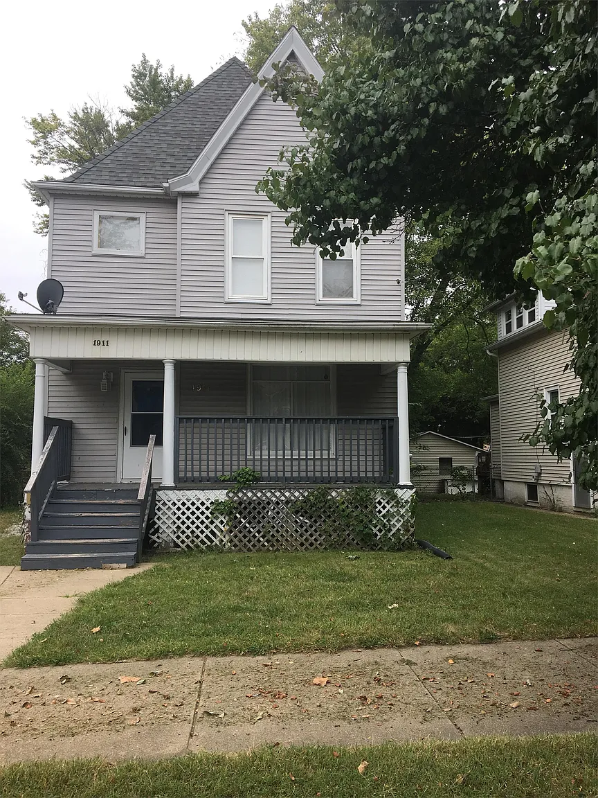 1911 N Missouri Ave photo 1
