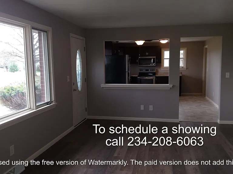 12533 McCallum Ave NE — Photo 2