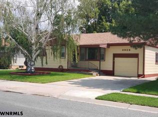 2909 Avenue G, Scottsbluff, NE 69361