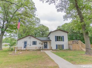 2719 Hall Rd, Muskegon, MI 49442