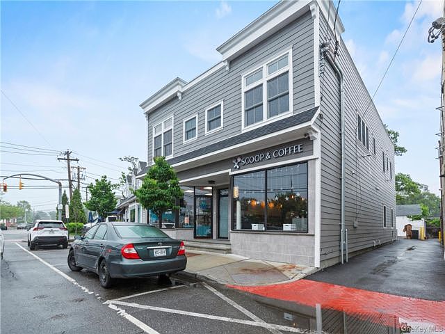 1st image of 269-271 Bayville Ave #2