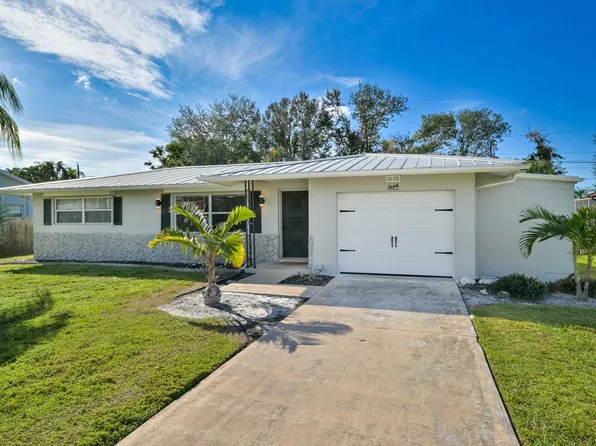 28178 Sunset Dr, Bonita Springs, FL 34134