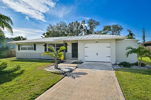 28178 Sunset Dr Photo 1