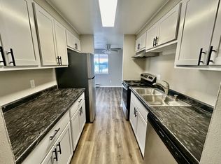1118 Ann St APT 10, Madison, WI 53713