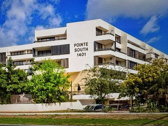 3rd image of 1401 S Federal Hwy APT 218