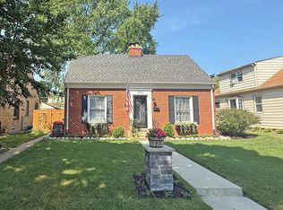 2451 S 59th St, West Allis, WI 53219