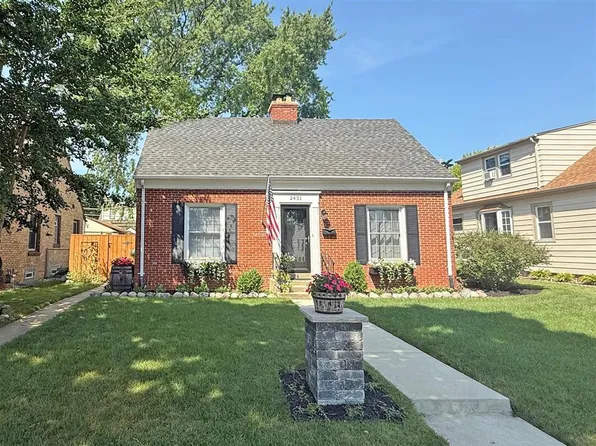 2451 South 59th STREET, West Allis, WI 53219