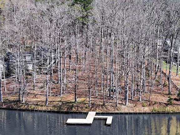 5th image of 1921 Withrow Rd