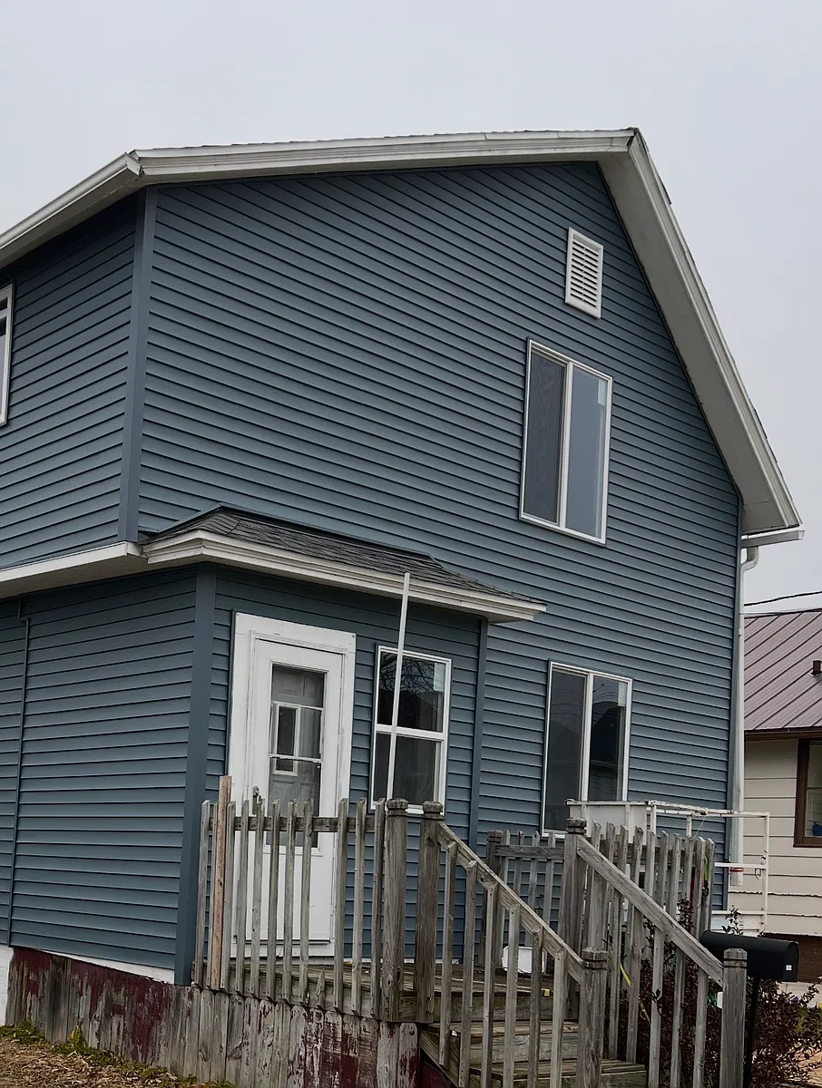 Building Photo - 2304 Monroe St